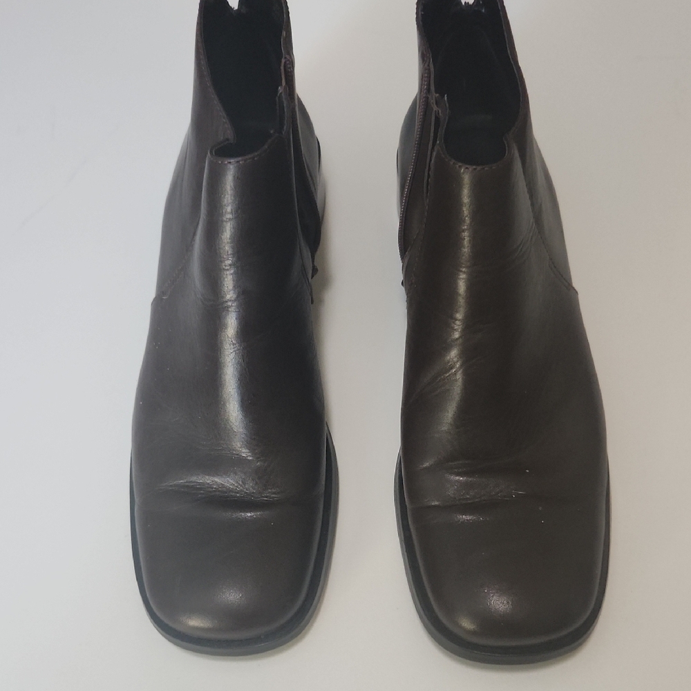Etienne Aigner Womens Dark Brown Leather Boots
